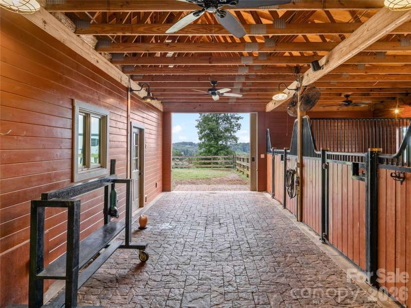 197 Arlys Lane, Tryon, NC 28782.  MLS# CAR4404993, YatesRealty ID 38579. 