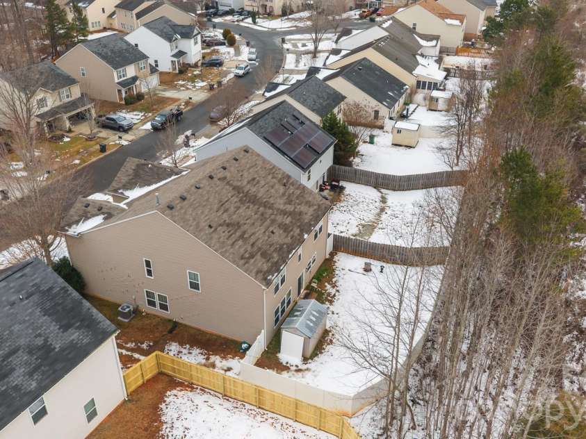 6127 Blue Ash Lane, Charlotte, NC 28215.  MLS# CAR4343878, YatesRealty ID 3858. 