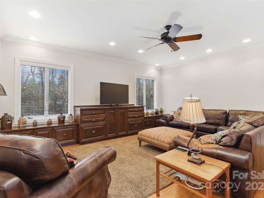935 Woods Loop, Waxhaw, NC 28173.  MLS# CAR4239733, YatesRealty ID 3858. 