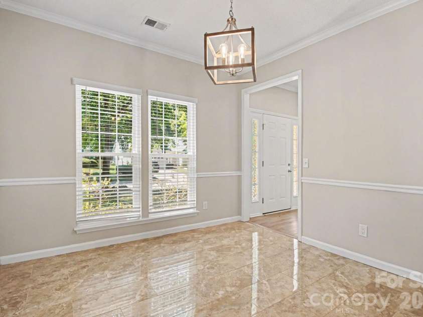 13319 Damson Drive, Huntersville, NC 28078.  MLS# CAR4404099, YatesRealty ID 38580. 
