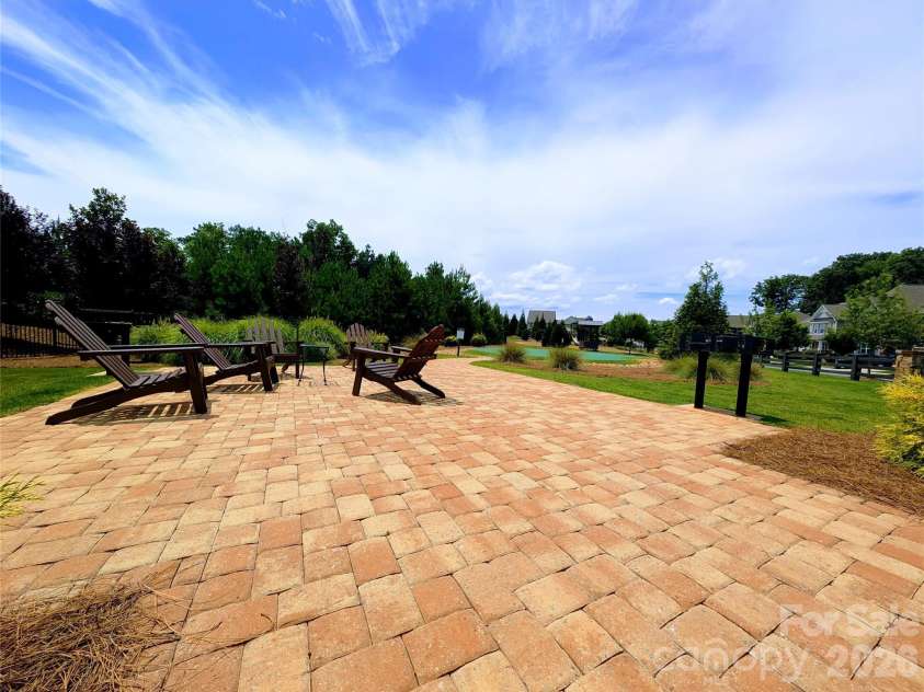 2010 Burton Point Court, Waxhaw, NC 28173.  MLS# CAR4395731, YatesRealty ID 38583. 
