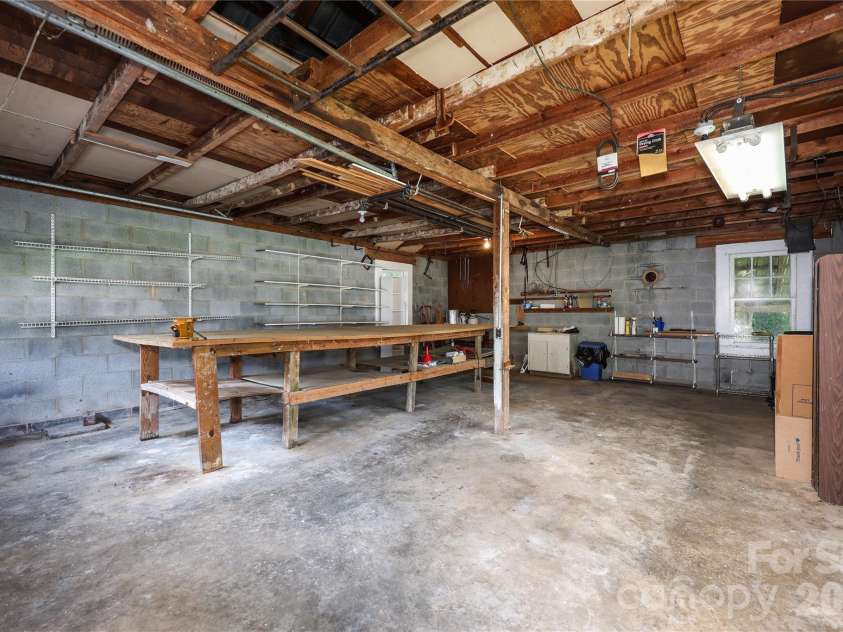 545 Mt. Shepherd Road, Asheboro, NC 27205.  MLS# CAR4403323, YatesRealty ID 38584. Inside of garage