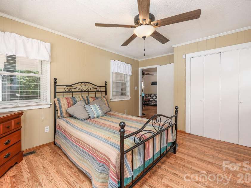 545 Mt. Shepherd Road, Asheboro, NC 27205.  MLS# CAR4403323, YatesRealty ID 38584. Primary bedroom