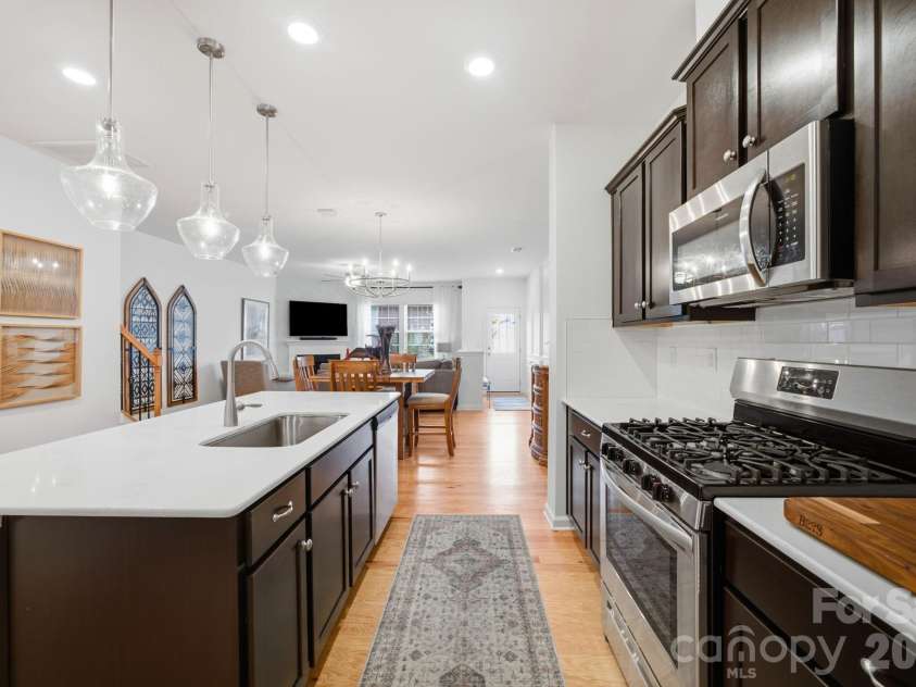 11328 Westbranch Parkway, Davidson, NC 28036.  MLS# CAR4404113, YatesRealty ID 38587. 