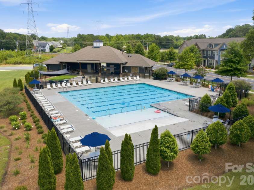 11328 Westbranch Parkway, Davidson, NC 28036.  MLS# CAR4404113, YatesRealty ID 38587. 