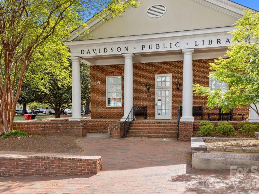 11328 Westbranch Parkway, Davidson, NC 28036.  MLS# CAR4404113, YatesRealty ID 38587. 