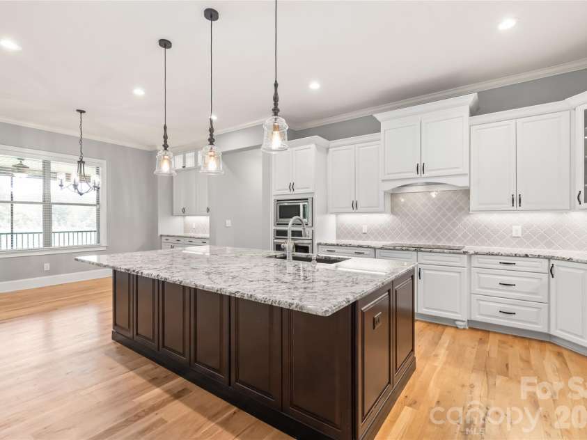 1808 Huntley Ridge Drive, Concord, NC 28025.  MLS# CAR4401612, YatesRealty ID 38588. Stunning Bright Kitchen with Massive Island