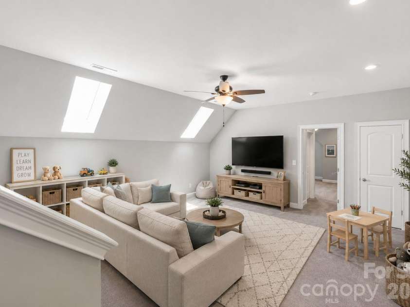 1808 Huntley Ridge Drive, Concord, NC 28025.  MLS# CAR4401612, YatesRealty ID 38588. Virtually Staged - Loft Area