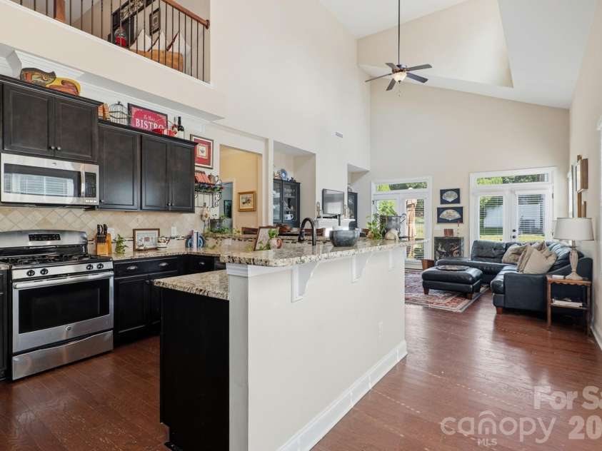 4133 La Crema Drive, Charlotte, NC 28214.  MLS# CAR4396214, YatesRealty ID 38589. 