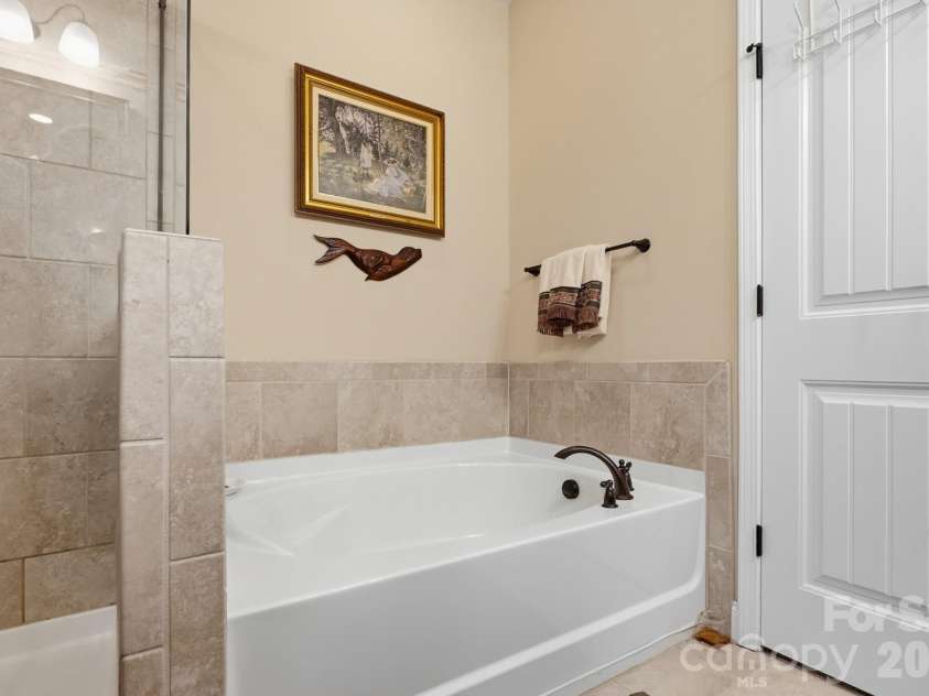 4133 La Crema Drive, Charlotte, NC 28214.  MLS# CAR4396214, YatesRealty ID 38589. 