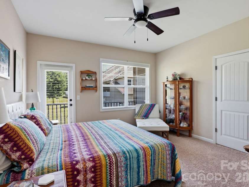 4133 La Crema Drive, Charlotte, NC 28214.  MLS# CAR4396214, YatesRealty ID 38589. 
