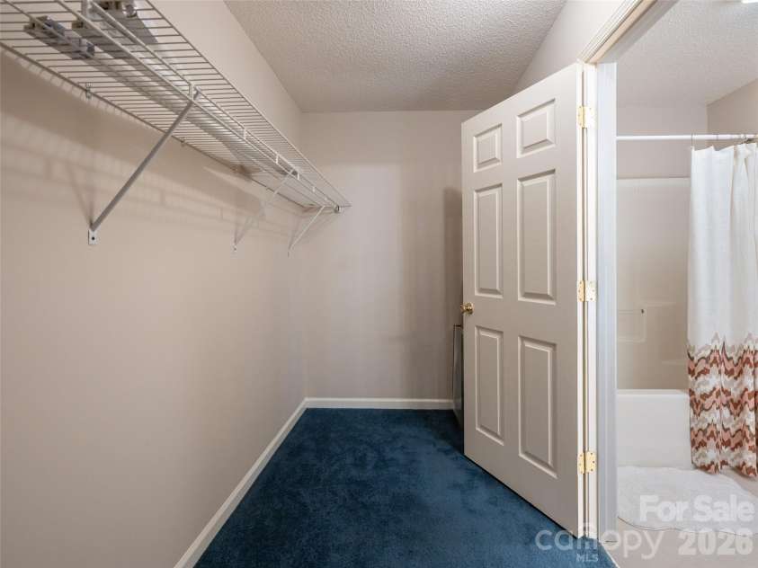 69 Mountain Ridge Lane, Fletcher, NC 28732.  MLS# CAR4405126, YatesRealty ID 38590. 