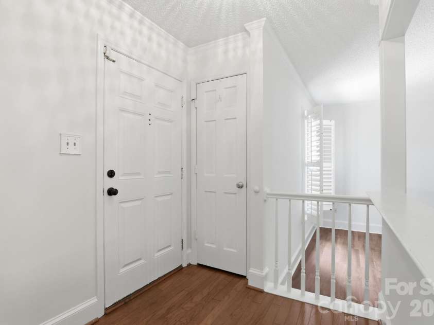 2500 Round Table Road, Monroe, NC 28110.  MLS# CAR4403153, YatesRealty ID 38591. Foyer with coat closet.