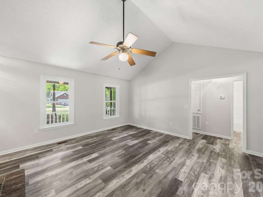 617 Autumn Drive, Harrisburg, NC 28075.  MLS# CAR4405503, YatesRealty ID 38592. 