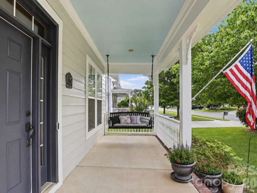 1228 Saint Johns Avenue, Matthews, NC 28104.  MLS# CAR4398881, YatesRealty ID 38593. 