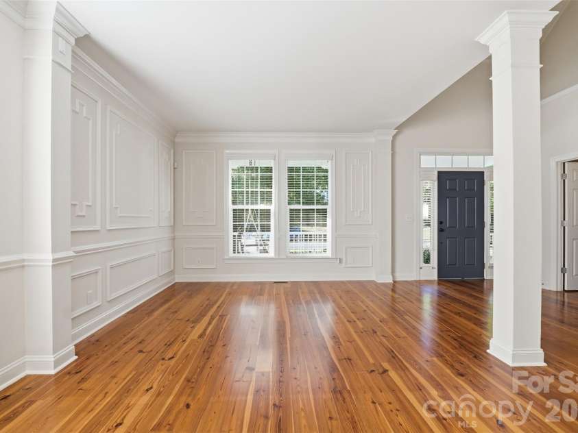 1228 Saint Johns Avenue, Matthews, NC 28104.  MLS# CAR4398881, YatesRealty ID 38593. 