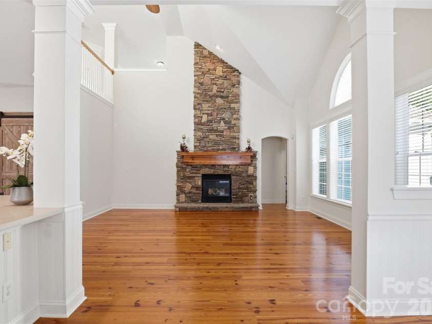 1228 Saint Johns Avenue, Matthews, NC 28104.  MLS# CAR4398881, YatesRealty ID 38593. 