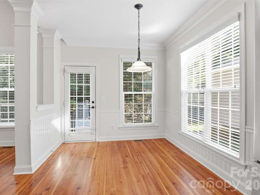 1228 Saint Johns Avenue, Matthews, NC 28104.  MLS# CAR4398881, YatesRealty ID 38593. 