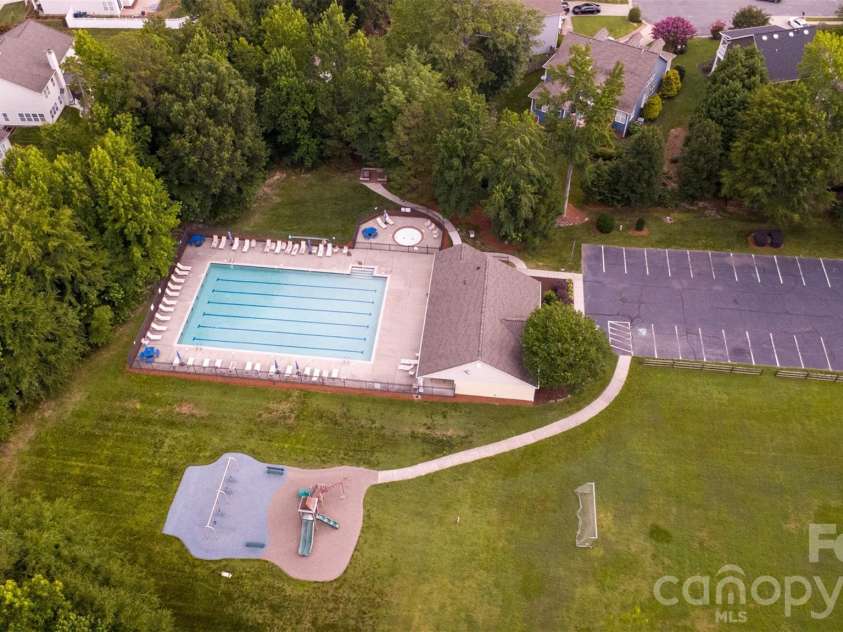 1228 Saint Johns Avenue, Matthews, NC 28104.  MLS# CAR4398881, YatesRealty ID 38593. 