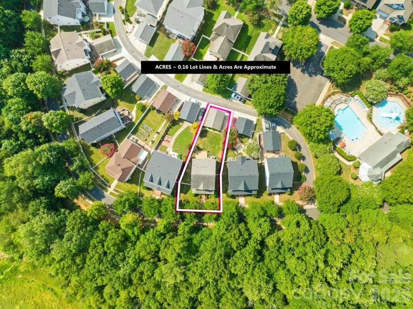 122 Gresham Lane, Mooresville, NC 28117.  MLS# CAR4400373, YatesRealty ID 38594. 