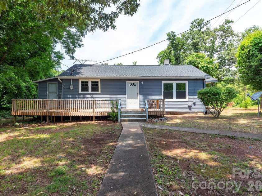 147 Gabriel Street, Rutherfordton, NC 28139.  MLS# CAR4404230, YatesRealty ID 38596. 