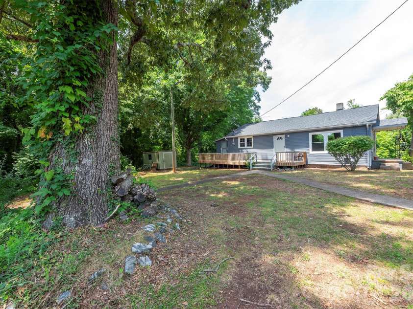 147 Gabriel Street, Rutherfordton, NC 28139.  MLS# CAR4404230, YatesRealty ID 38596. 