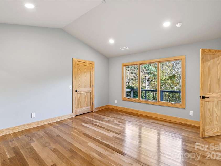 575 Croft Way, Bakersville, NC 28705.  MLS# CAR4313394, YatesRealty ID 386. 