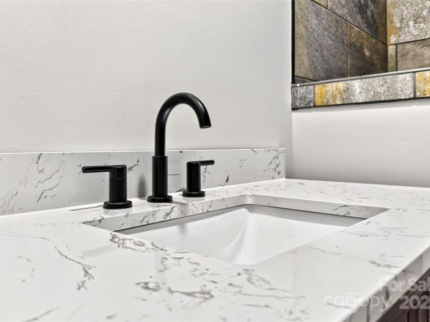 575 Croft Way, Bakersville, NC 28705.  MLS# CAR4313394, YatesRealty ID 386. 