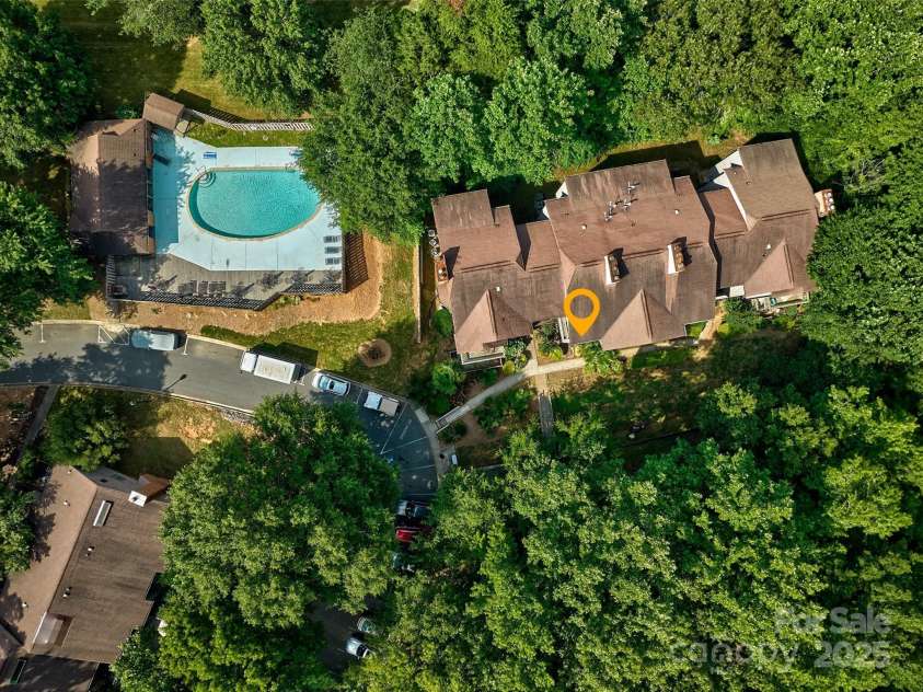 4130 Charlotte Highway, Lake Wylie, SC 29710.  MLS# CAR4276375, YatesRealty ID 3860. Close proximity to community pool