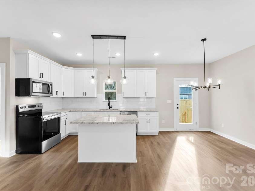 906 Brunett Street, Gastonia, NC 28052.  MLS# CAR4340368, YatesRealty ID 3860. Kitchen - Model Home