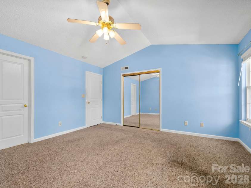 3404 Florham Place, Asheville, NC 28806.  MLS# CAR4399622, YatesRealty ID 38600. 