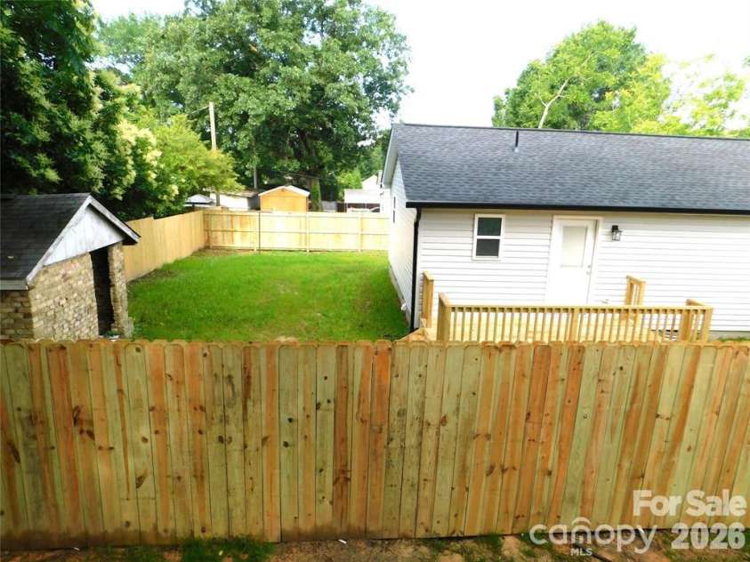 109 Poplar Street, Stanley, NC 28164.  MLS# CAR4403459, YatesRealty ID 38601. 