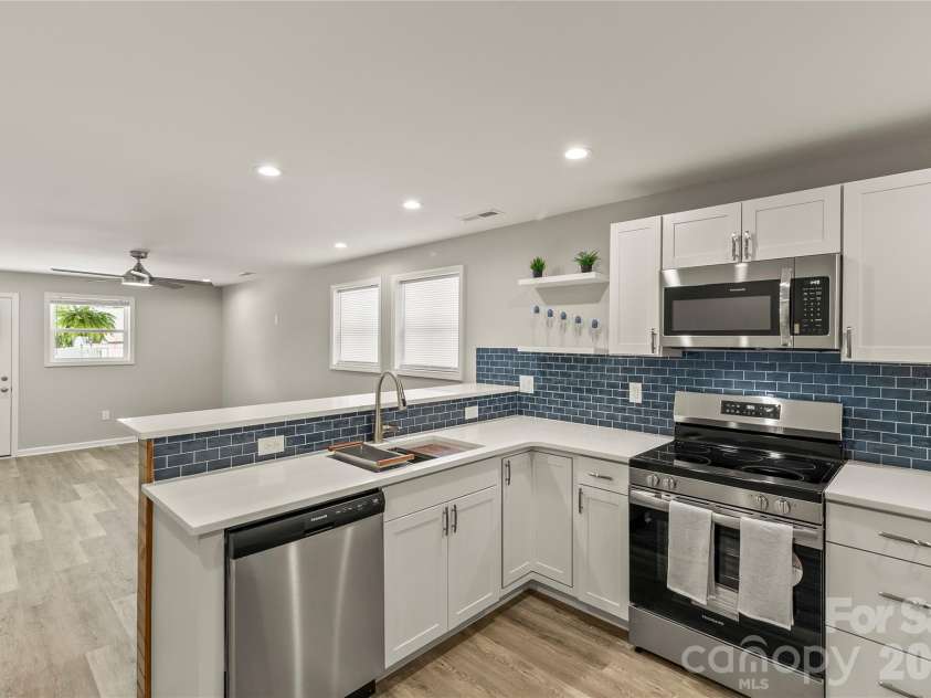109 Poplar Street, Stanley, NC 28164.  MLS# CAR4403459, YatesRealty ID 38601. 