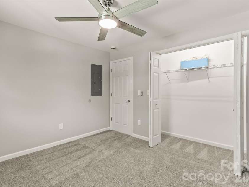 109 Poplar Street, Stanley, NC 28164.  MLS# CAR4403459, YatesRealty ID 38601. 