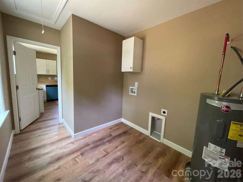 601 Round Street, Landis, NC 28088.  MLS# CAR4405456, YatesRealty ID 38602. Laundry Area