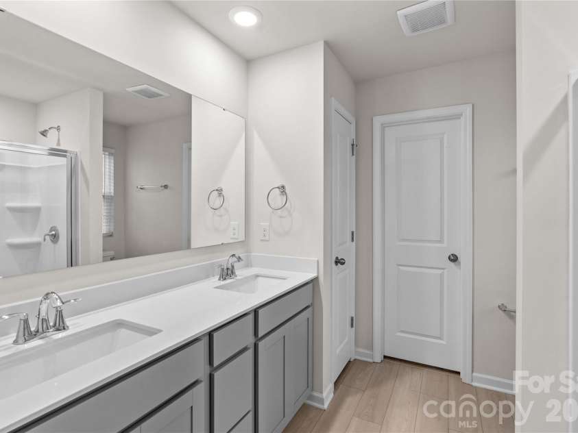 167 Hazelnut Way, Statesville, NC 28625.  MLS# CAR4401719, YatesRealty ID 38606. 
