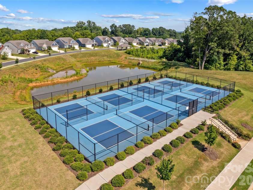 167 Hazelnut Way, Statesville, NC 28625.  MLS# CAR4401719, YatesRealty ID 38606. 