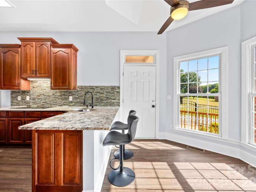 115 Gibbs Road, Mooresville, NC 28117.  MLS# CAR4403261, YatesRealty ID 38607. 