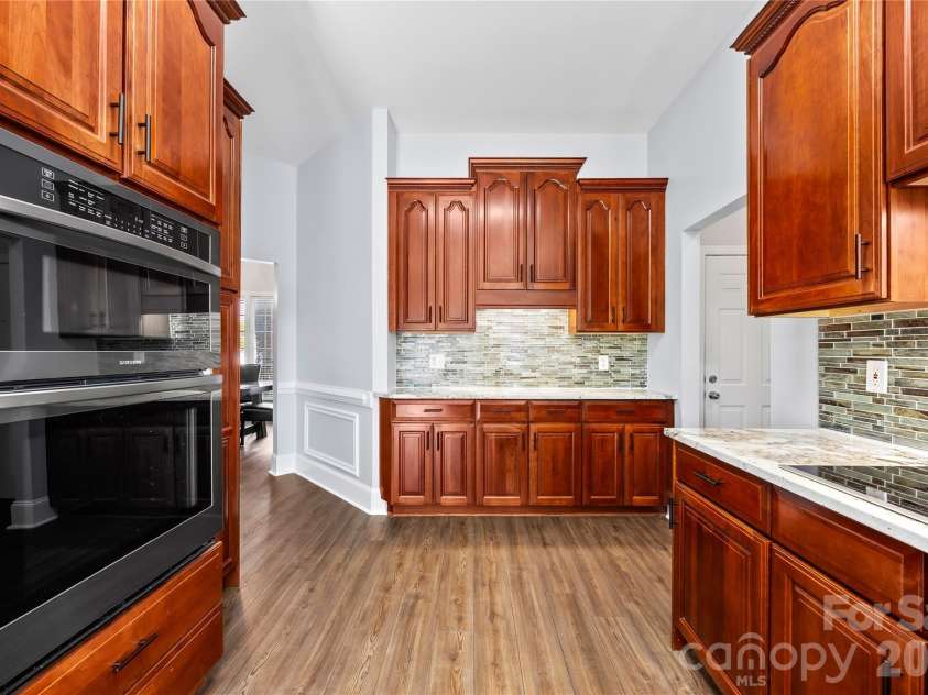 115 Gibbs Road, Mooresville, NC 28117.  MLS# CAR4403261, YatesRealty ID 38607. 