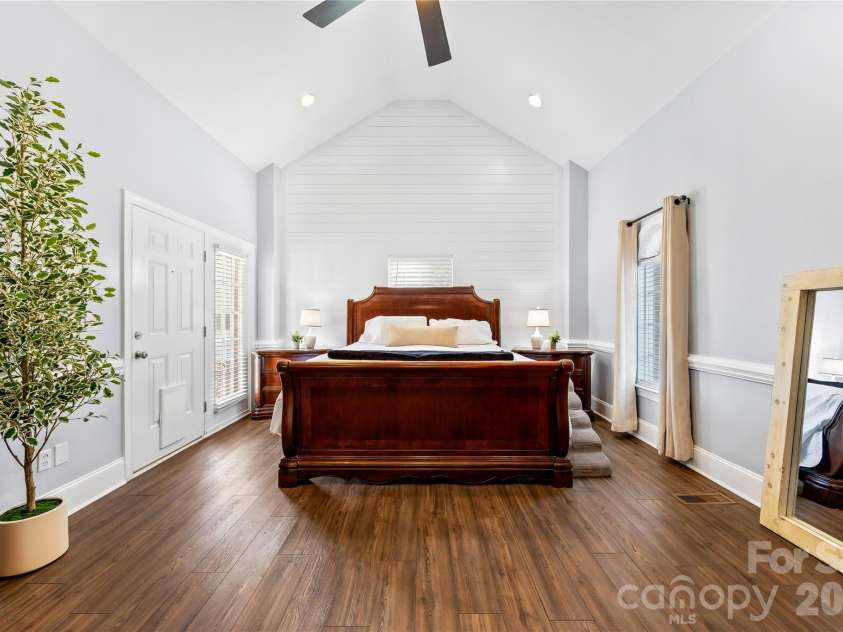 115 Gibbs Road, Mooresville, NC 28117.  MLS# CAR4403261, YatesRealty ID 38607. 