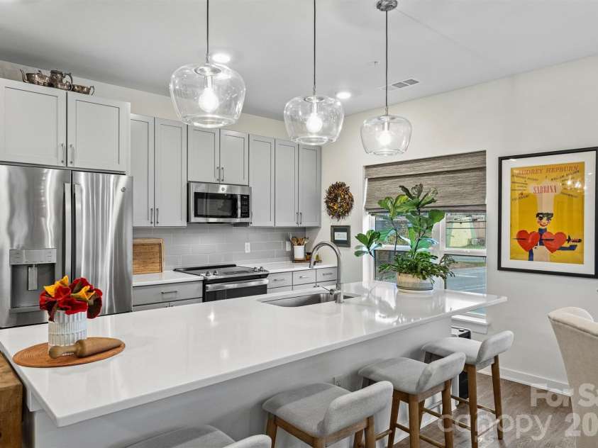 3630 Davidson Street, Charlotte, NC 28205.  MLS# CAR4356911, YatesRealty ID 3861. 