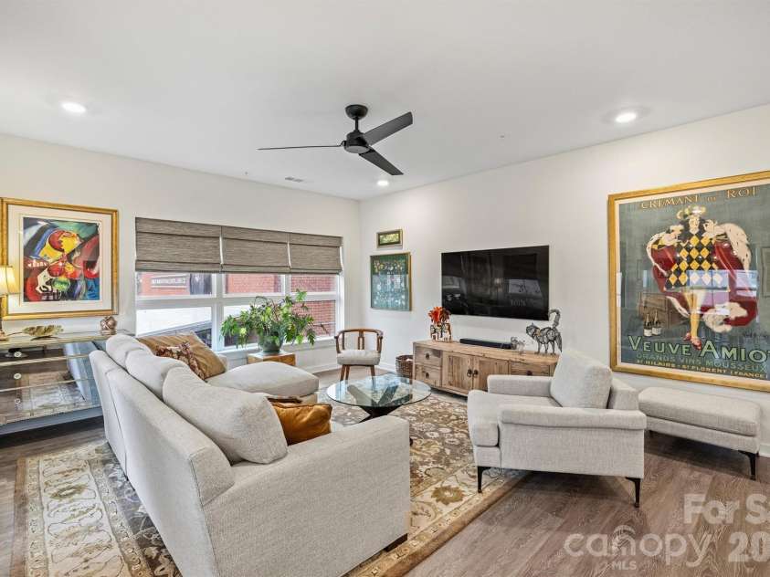 3630 Davidson Street, Charlotte, NC 28205.  MLS# CAR4356911, YatesRealty ID 3861. 