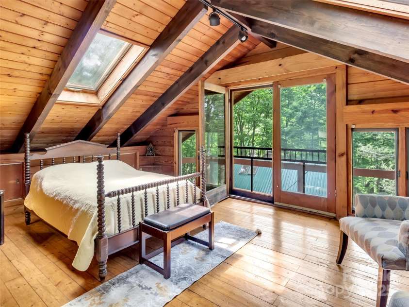 770 Shelton Cove Road, Waynesville, NC 28785.  MLS# CAR4240976, YatesRealty ID 3861. 