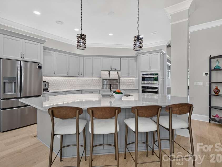 1133 Wessington Manor Lane, Fort Mill, SC 29715.  MLS# CAR4404569, YatesRealty ID 38610. 