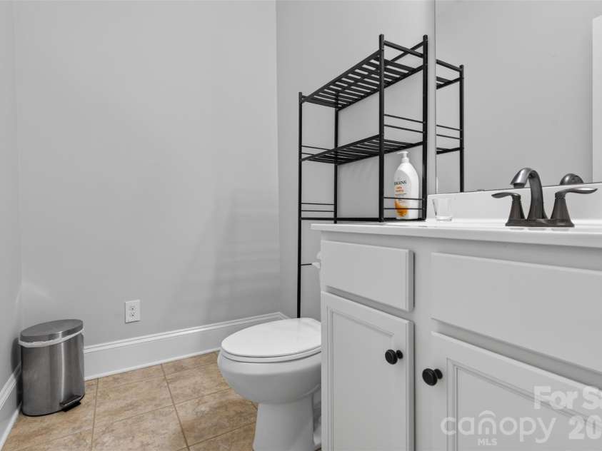 1133 Wessington Manor Lane, Fort Mill, SC 29715.  MLS# CAR4404569, YatesRealty ID 38610. 