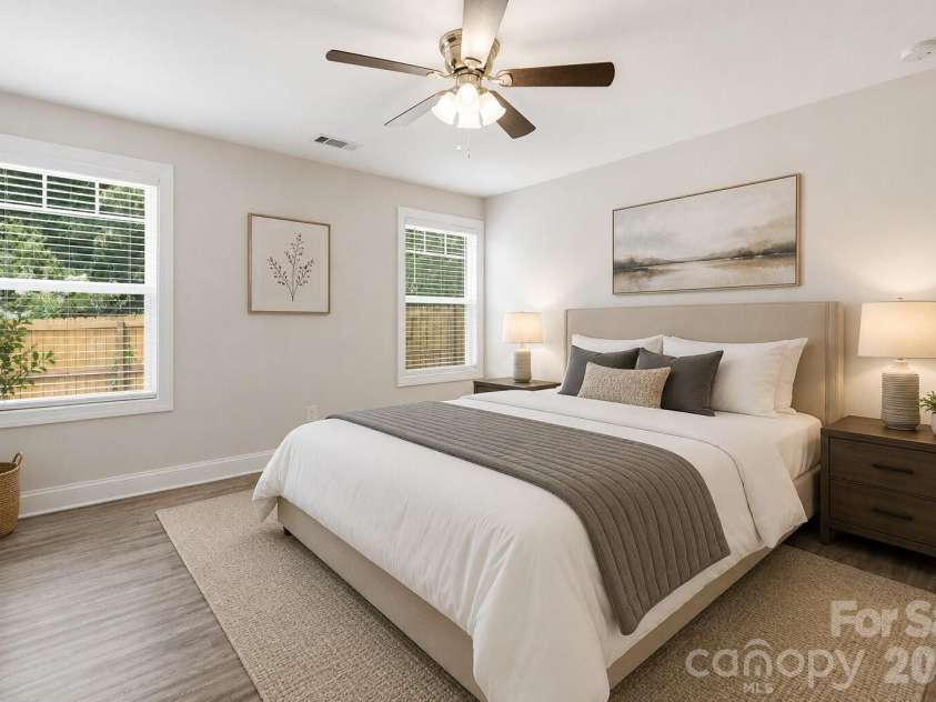 4221 End Street, Charlotte, NC 28208.  MLS# CAR4405194, YatesRealty ID 38611. 