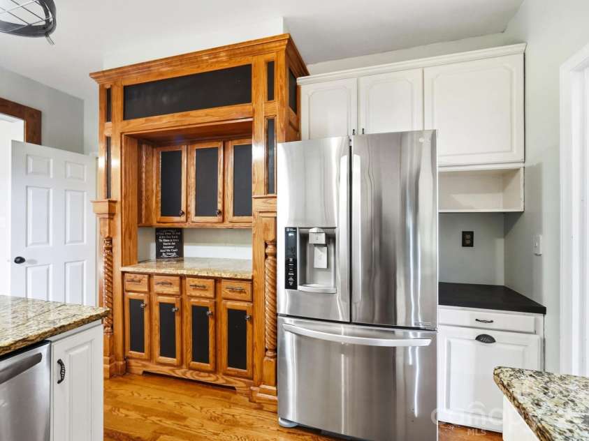 7050 Mariners Court, Fort Mill, SC 29708.  MLS# CAR4399728, YatesRealty ID 38613. 