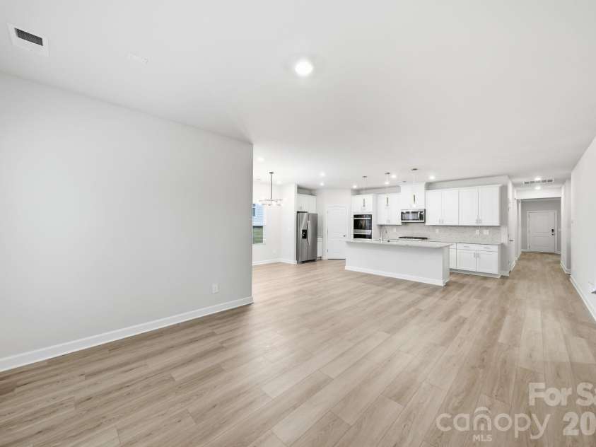 6220 Barcelona Way, Charlotte, NC 28214.  MLS# CAR4404198, YatesRealty ID 38615. 