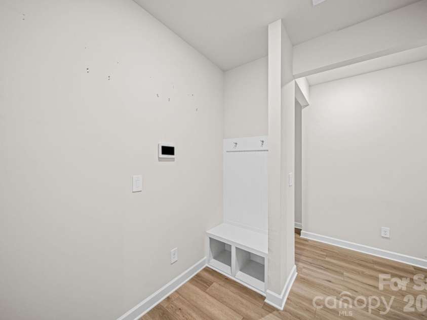 6220 Barcelona Way, Charlotte, NC 28214.  MLS# CAR4404198, YatesRealty ID 38615. Drop zone