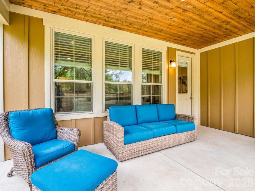 572 Sweet Birch Park Lane, Black Mountain, NC 28711.  MLS# CAR4396853, YatesRealty ID 38616. 